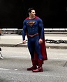 First look at Tyler Hoechlin as Superman in the new suit for Superman ...