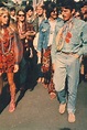 Stunning photos depicting the rebellious fashion at Woodstock, 1969 ...