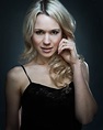 Gotham- Kristen Hager Cast as Nora Fries - Everything Geek Podcast