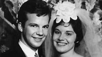 Karen Velline, Bobby Vee's Wife: 5 Fast Facts You Need to Know