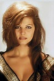 Pin de Moreno em Claudia Cardinale | Belas atrizes, Atrizes, Beleza ...