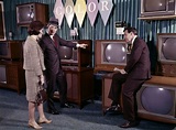 Quem inventou a televisão e onde surgiu esse aparelho? - Arnold's