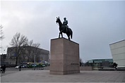 Statue of Mannerheim - Helsinki