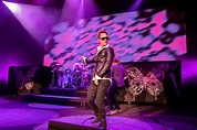 Jeff Gutt 2022: Where is the Stone Temple Pilots' Main Vocalist and Dry ...