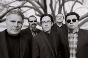 Decade of Difference: Los Lobos – WNRN