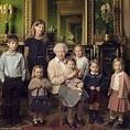 Rainha Elizabeth II, da Inglaterra, completa hoje 90 anos; reveja sua ...