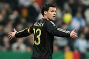 [Translate to en:] Michael Ballack in der HALL OF FAME des deutschen ...