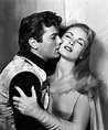 Tony Curtis y Janet Leigh en “Coraza negra”, 1954 | Janet leigh, Tony ...