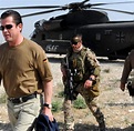 Verteidigungsminister: Guttenberg in Afghanistan - Bilder & Fotos - WELT
