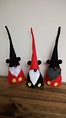 Mickey mouse gnome. Artesanato em feltro. | Gnomes crafts, Diy gnomes ...