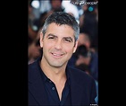 George Clooney jouant les beaux-gosses lors du Festival de Cannes 2000 ...