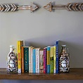 27 Ridiculously Easy DIY Bookends For Your Shelves