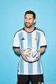 Lionel Messi y sus compañeros presentan nueva camiseta de Selección de ...