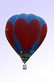 File:Hot air balloon with hearts.jpg - Wikipedia
