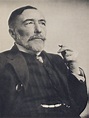 File:Joseph Conrad 1916.jpg - Wikipedia