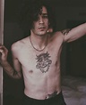 Pin by Delilah Collings on || matty healy || | The 1975, Matty healy ...