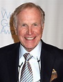 'M.A.S.H.' actor Wayne Rogers dead at 82 - Odisha News Insight