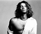 Michael Hutchence Biography - Facts, Childhood, Family Life & Achievements