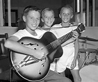 Barry, Robin and Maurice Gibb, The Bee Gees (1958) : r/OldSchoolCelebs