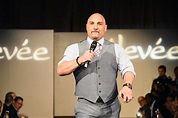 NFL Insider Jay Glazer Had an Eventful Sunday on Twitter and Even Took ...
