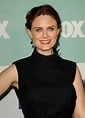 Bones: Emily Deschanel On Season 9; The Trouble With Booth & Brennan ...