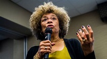 Angela Davis Says She’s ‘Stunned’ After Award Is Revoked Over Her Views ...