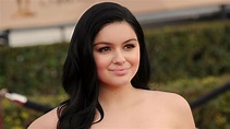 Ariel Winter's Breast Reduction Scars Shown at SAG Awards