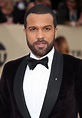 O. T. Fagbenle at the SAG Awards | Why Are Men Wearing Pearl Pins on ...
