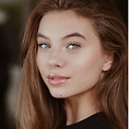 Caitlin Carmichael Bio, Height, Age, Weight, Boyfriend and Facts ...