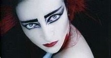 Dark Side of the Net Goth and Halloween Links: Siouxsie Week: Dreamshow ...