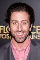The Inside Scoop Simon Helberg's Height, Wife and Net Worth