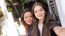 Hailee Steinfeld Interviews Mom Cheri About Beauty for Mother's Day ...