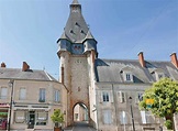 Dun-sur-Auron Village Remparts Fortifications - Châteaux, Histoire et ...