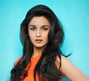 Alia Bhatt Age | Height | Boyfriend | Family | Biography & More - Vive