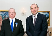 Guðmundur Gunnarsson decorated with the Order of the Falcon - Cosmos Trawl