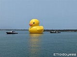 基隆港相隔10年又見「巨型黃色小鴨」！民眾驚喜搶拍 來源曝光 | ETtoday生活新聞 | ETtoday新聞雲