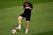 Producción satélite clase luka modric peso y altura estaño artículo ...