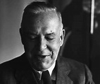Wallace Stevens Biography – Facts, Family Life, Career