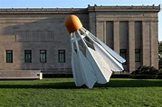 Claes Oldenburg, iconic pop artist, dead at 93