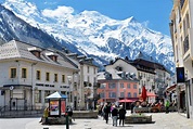 Chamonix Mont Blanc: A Discovery Guide - French Moments