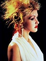 True Colors: 30 Fascinating Photographs That Show Colorful Styles of Cyndi Lauper During the ...