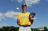 Astros draft Alamo Heights pitcher Forrest Whitley at No. 17