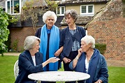 Movie Review: ‘Tea With the Dames’: Maggie Smith, Judi Dench – Rolling ...