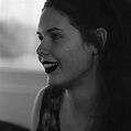 Claire Porro - Actrice - Freelance | LinkedIn