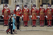 Défilé militaire à Windsor en l'honneur du jubilé de la reine | Jubilé ...