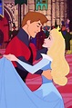 Aurora y el príncipe Felipe | Disney romance, Disney sleeping beauty ...