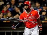 Red Sox add veteran presence with Brandon Phillips signing