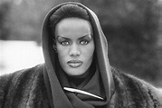 Биография Грейс Джонс (Grace Jones): актриса и певица из США