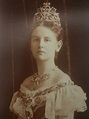 Wilhelmina. | Queen Wilhelmina of The Netherlands ( 1880-1962 ) | Pin…