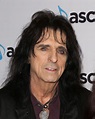 Alice Cooper Biography (Page 1)
